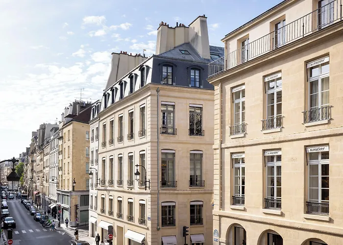 Yuna Saint-honore - Serviced