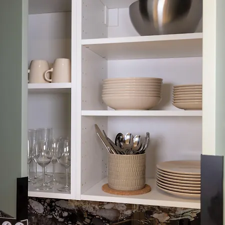 Yuna Saint-honore - Serviced * Paris