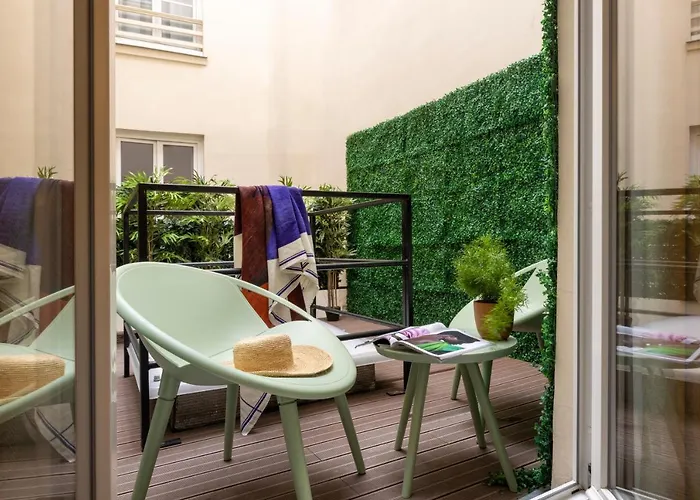 Yuna Saint-honoré * Paris