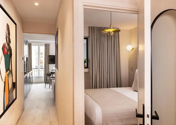 Yuna Saint-honoré Paris