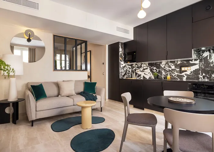 Yuna Saint-honoré Paris