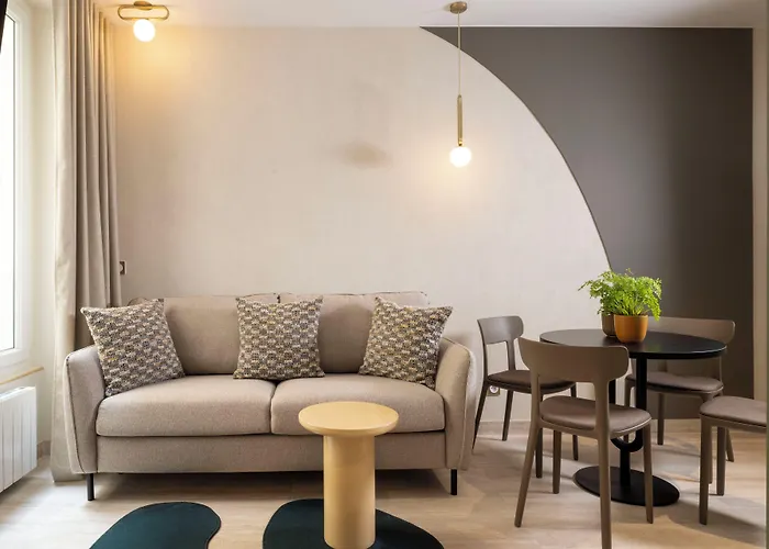 Yuna Saint-honoré * Paris