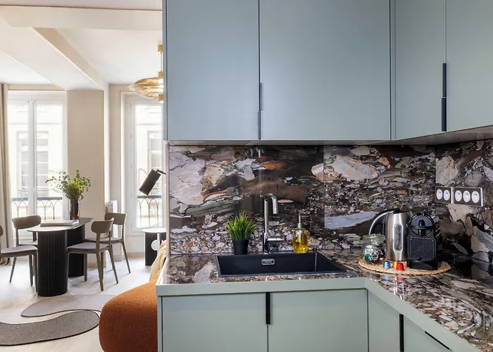 Yuna Saint-honoré * Paris