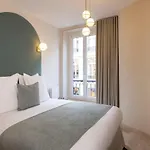 Yuna Saint-honore - Serviced * Paris